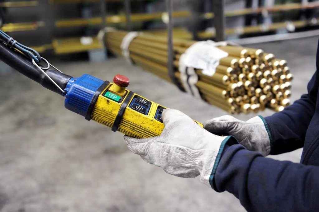 Overhead crane safe lifting